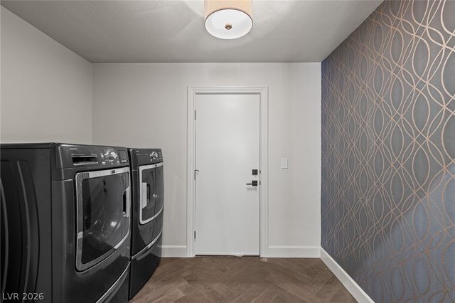 9049 Waterfield Court, Las Vegas, NV 89134