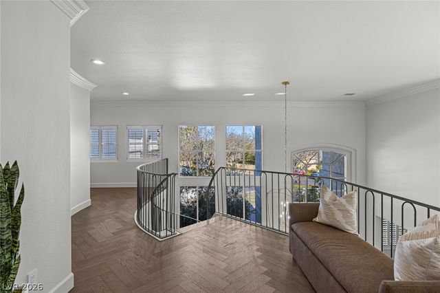 9049 Waterfield Court, Las Vegas, NV 89134