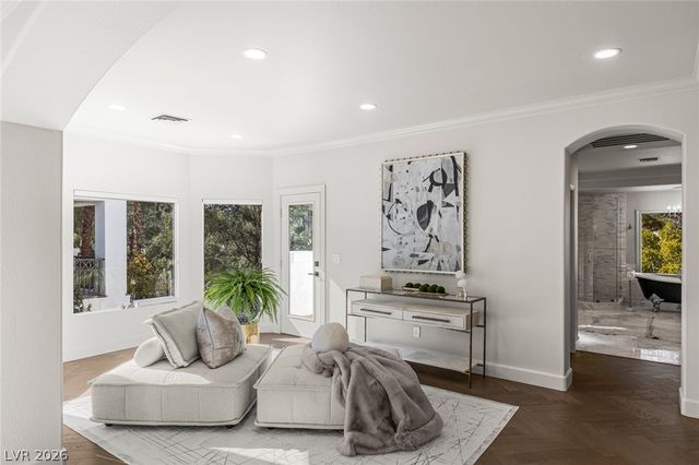 9049 Waterfield Court, Las Vegas, NV 89134