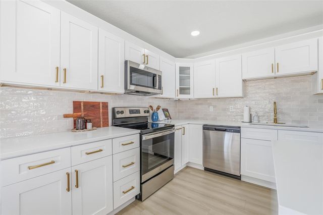 6228 S ADELIA AVENUE, Tampa, FL 33616