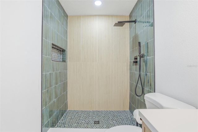 6228 S ADELIA AVENUE, Tampa, FL 33616