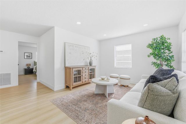 6228 S ADELIA AVENUE, Tampa, FL 33616