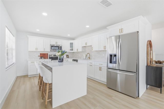 6228 S ADELIA AVENUE, Tampa, FL 33616