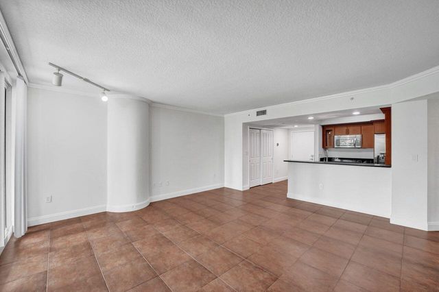 401 SW 4th Avenue 203, Fort Lauderdale, FL 33315