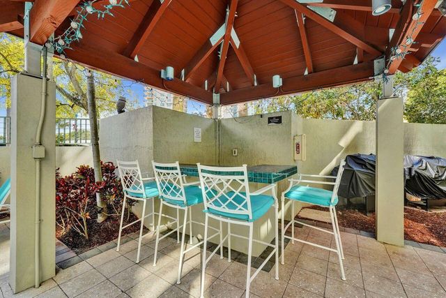 401 SW 4th Avenue 203, Fort Lauderdale, FL 33315