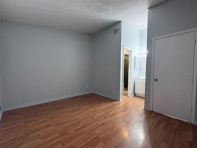 13045 LONDONDARY PLACE, Tampa, FL 33612