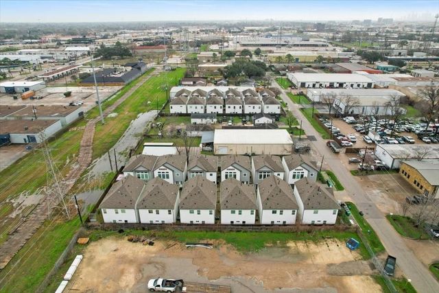 5714 Gardendale Drive, Houston, TX 77092