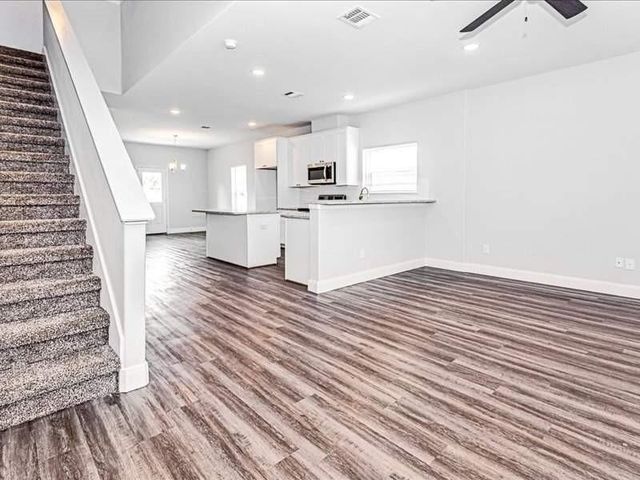 9314 Sundown Drive A, Houston, TX 77016
