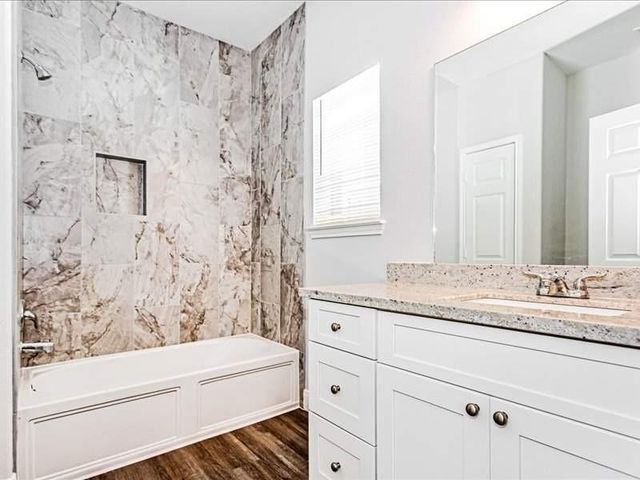 9314 Sundown Drive A, Houston, TX 77016