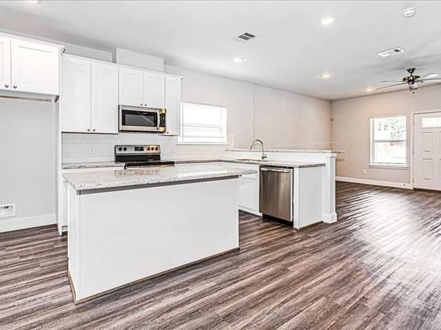 9314 Sundown Drive A, Houston, TX 77016