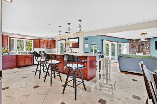 258 Main Rd, Westhampton, MA 01027