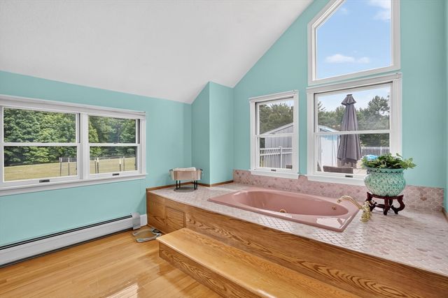 258 Main Rd, Westhampton, MA 01027