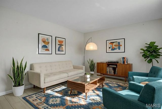 236 Tapestry Drive, Mehlville, MO 63129