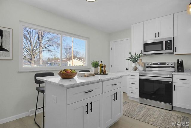 236 Tapestry Drive, Mehlville, MO 63129