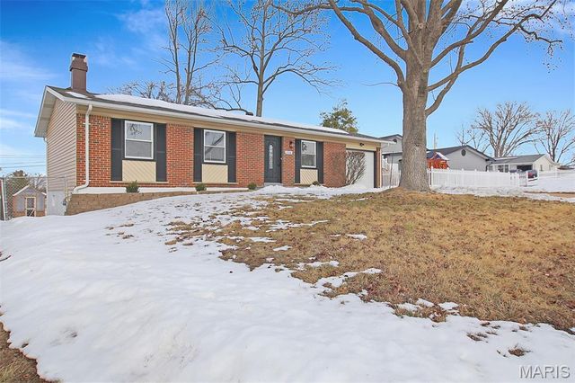 236 Tapestry Drive, Mehlville, MO 63129