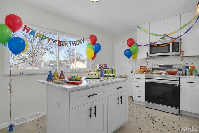 236 Tapestry Drive, Mehlville, MO 63129