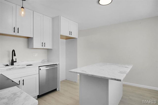 236 Tapestry Drive, Mehlville, MO 63129