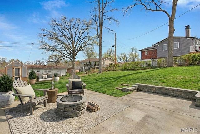 236 Tapestry Drive, Mehlville, MO 63129