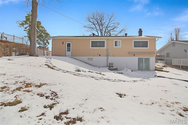 236 Tapestry Drive, Mehlville, MO 63129