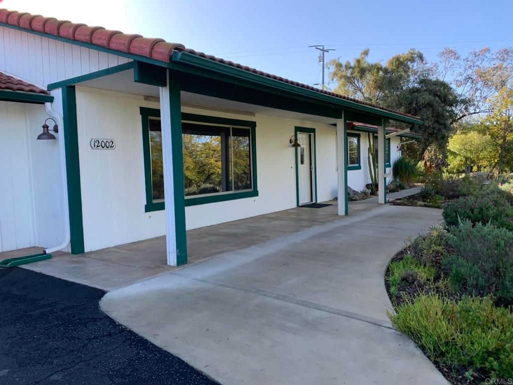 Image 1 of property listing at 12002 Sky View Drive, Valley Center, CA 92082