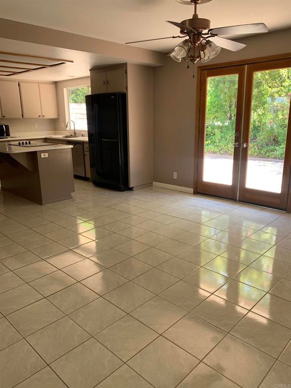 Image 5 of property listing at 12002 Sky View Drive, Valley Center, CA 92082
