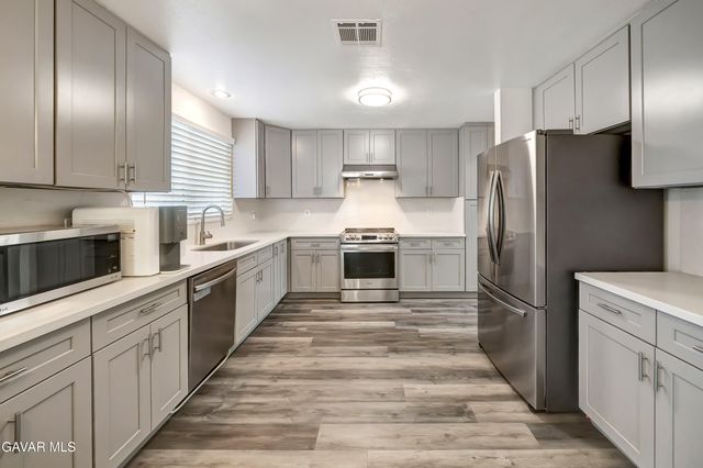 44111 Lotus Court, Lancaster, CA 93536