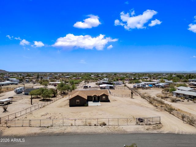 2235 E CODY Street, Apache Junction, AZ 85119