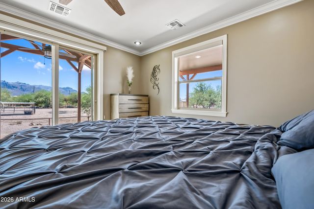 2235 E CODY Street, Apache Junction, AZ 85119