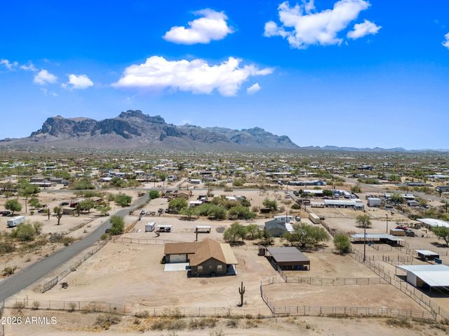 2235 E CODY Street, Apache Junction, AZ 85119