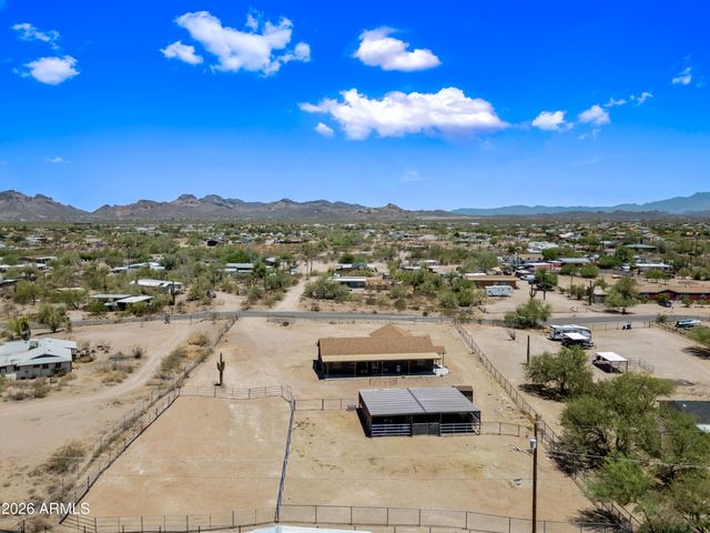 2235 E CODY Street, Apache Junction, AZ 85119