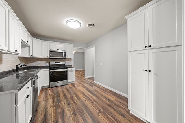 3501 Bagby Avenue, Waco, TX 76711