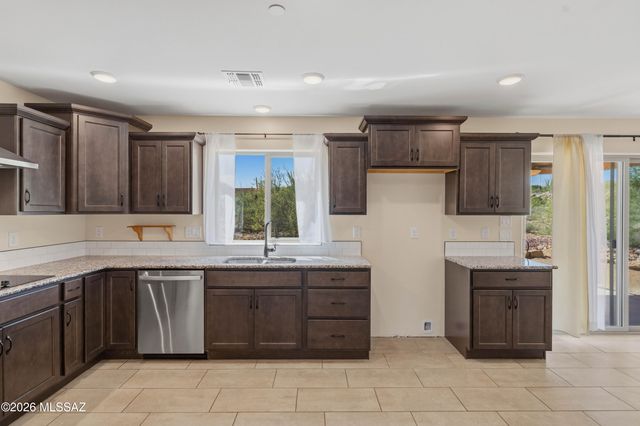 3730 E Tapia Drive, Vail, AZ 85641