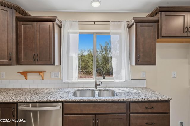 3730 E Tapia Drive, Vail, AZ 85641