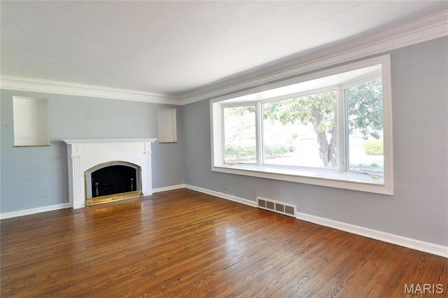 4 Girard, St Louis, MO 63119