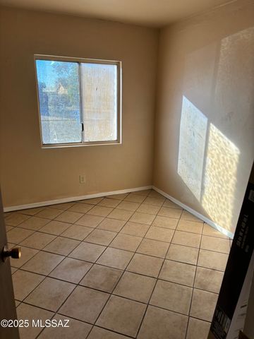 4801 E Fairmount Street, Tucson, AZ 85712