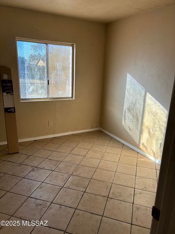 4801 E Fairmount Street, Tucson, AZ 85712