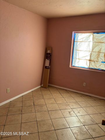 4801 E Fairmount Street, Tucson, AZ 85712