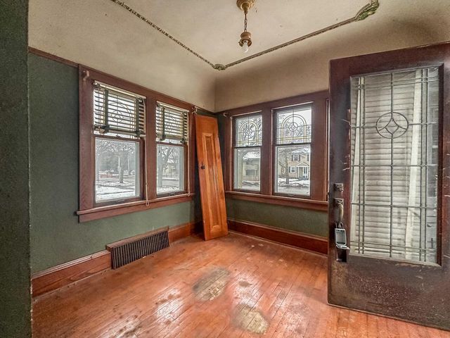 3031 N 60th STREET, Milwaukee, WI 53210