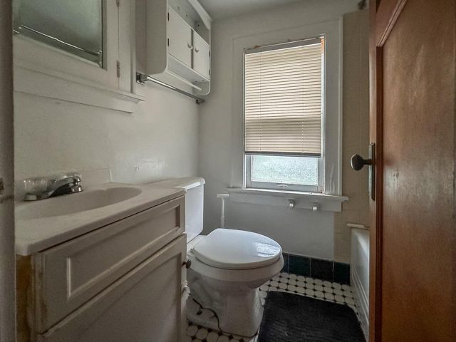 3031 N 60th STREET, Milwaukee, WI 53210