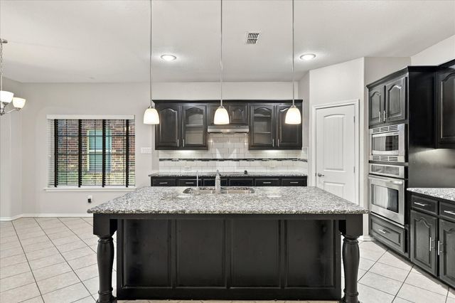4716 Kendrick Peak Way, Fort Worth, TX 76244