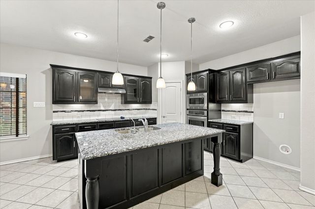 4716 Kendrick Peak Way, Fort Worth, TX 76244