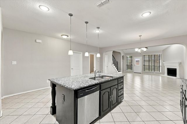4716 Kendrick Peak Way, Fort Worth, TX 76244