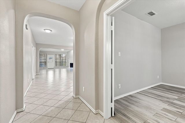 4716 Kendrick Peak Way, Fort Worth, TX 76244