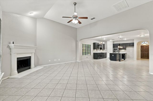4716 Kendrick Peak Way, Fort Worth, TX 76244