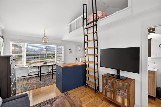 962 Commercial Street Unit 5, Provincetown, MA 02657