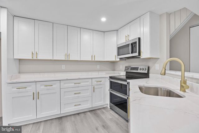 8705 FERRYSBURG WAY, Gaithersburg, MD 20886