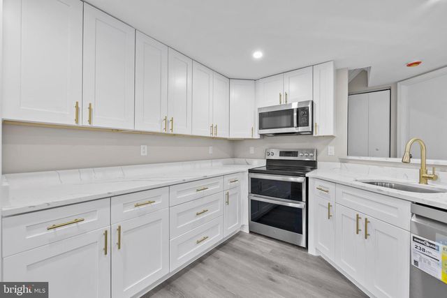 8705 FERRYSBURG WAY, Gaithersburg, MD 20886