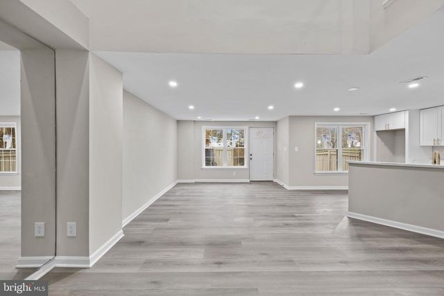 8705 FERRYSBURG WAY, Gaithersburg, MD 20886