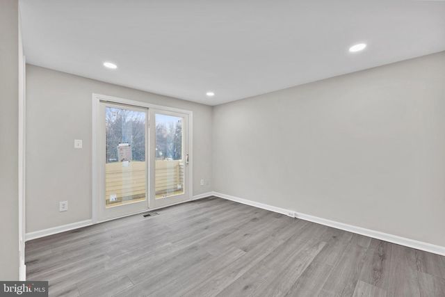 8705 FERRYSBURG WAY, Gaithersburg, MD 20886