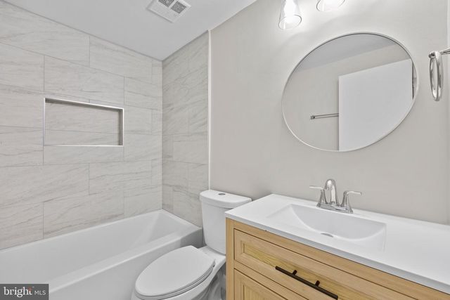 8705 FERRYSBURG WAY, Gaithersburg, MD 20886